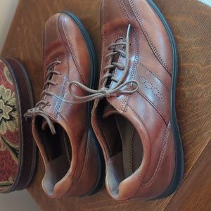 Ecco size 40 shoes